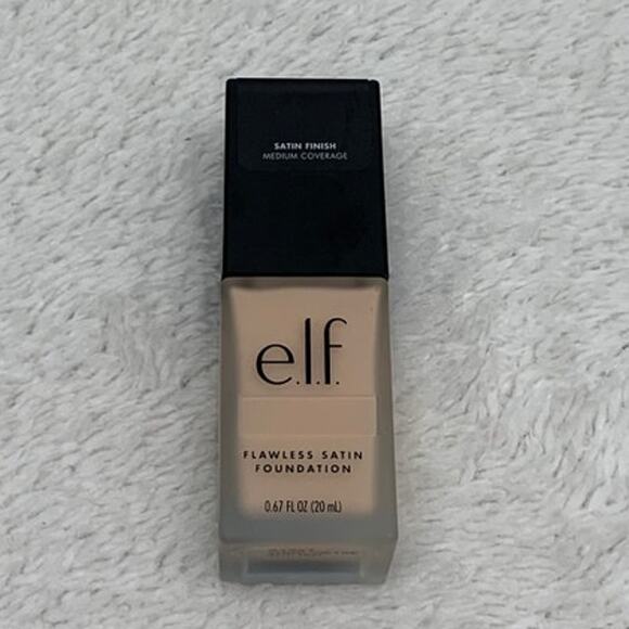 e.l.f. Flawless Satin Foundation 130 Snow Satin Finish 81391 Cruelty Free New - Picture 1 of 5